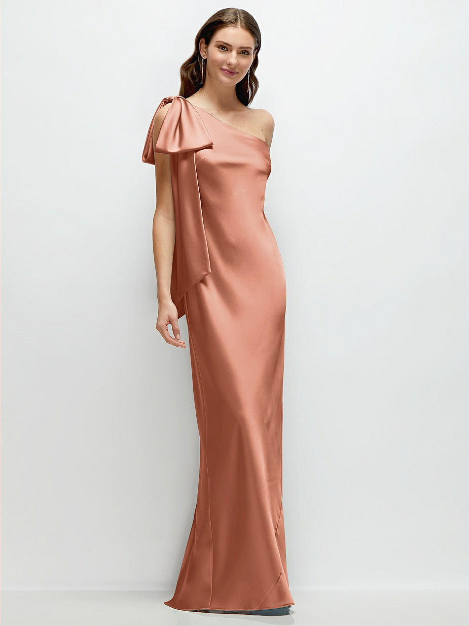 penny's bridesmaid dress big bang Penny's "Big Bang Theory' Wedding Dress Is BCBG & Available To Shop