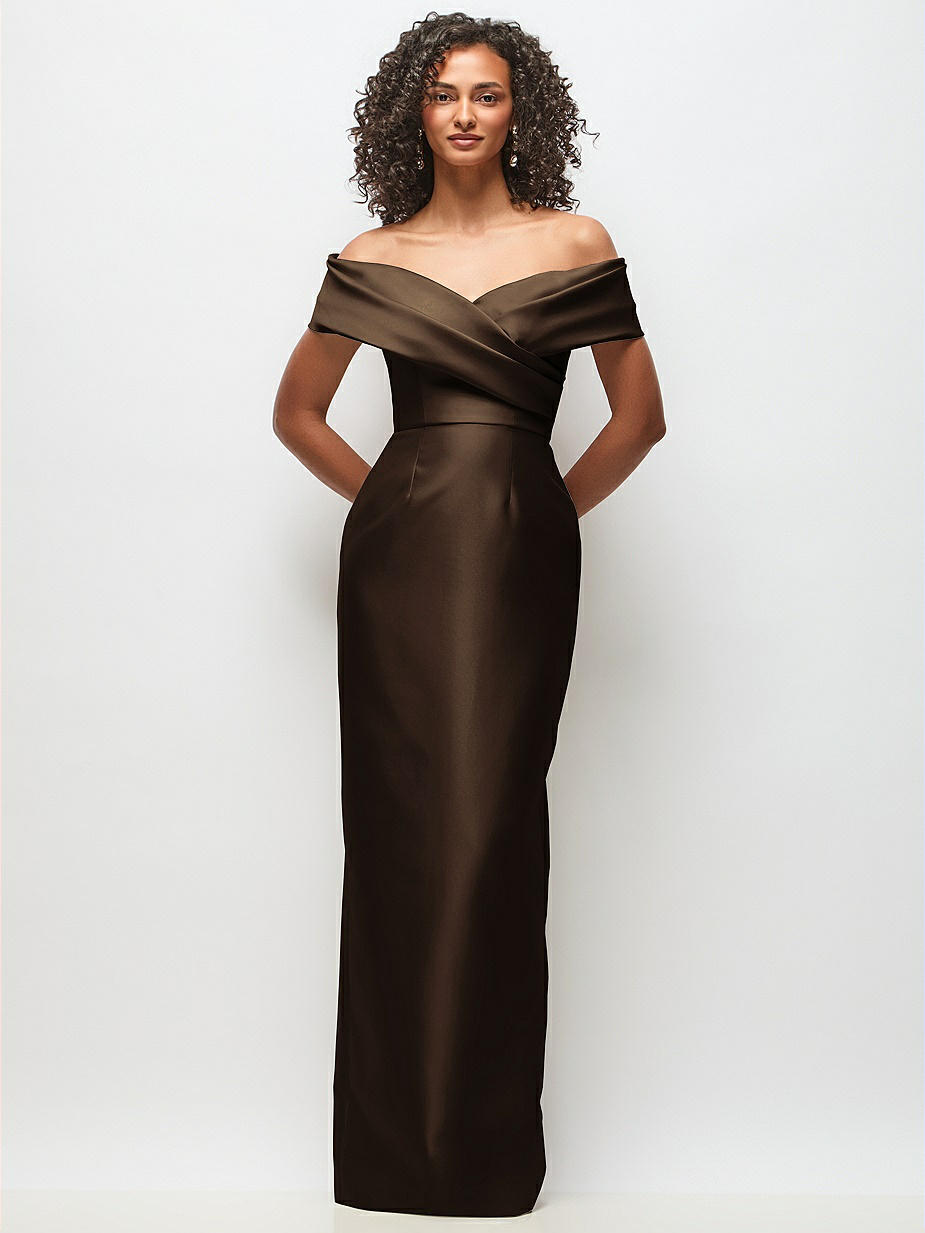 espresso brown bridesmaid dress The espresso brown bridesmaid dresses of our dreams  Planner:  @alysonjean_events Venue: @pavilion_at_carriage_farm Photographer:  @hollychristinaphotography Florals: @oncegathered Rentals:  @curatedeventsraleigh Catering: @rocky_top_caters Ice cream