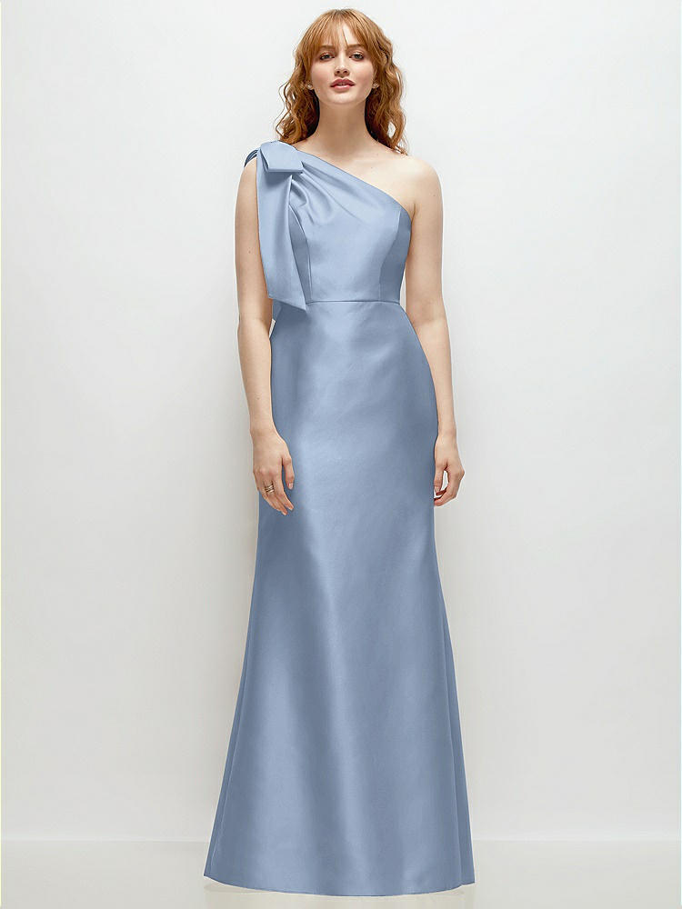 Bow One-Shoulder Satin Trumpet Gown in  Cloudy