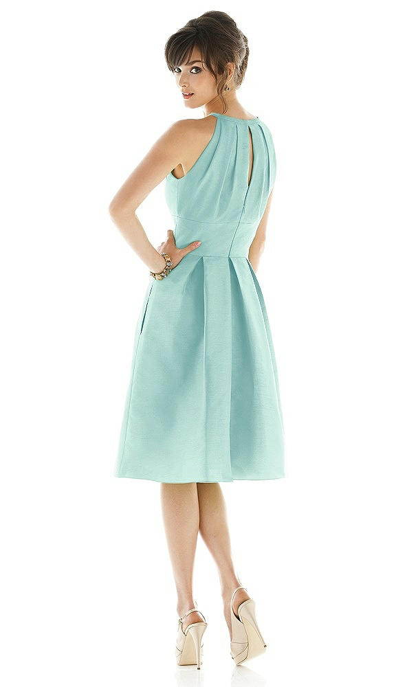 Back View - Seaside Alfred Sung Style D449