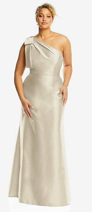 Champagne Bridesmaid Dresses | White wedding theme, Champagne bridesmaid  dresses, Bridesmaid