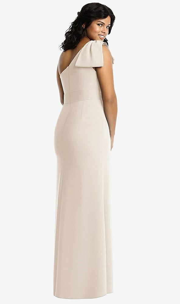 Back View - Oat Bowed One-Shoulder Trumpet Gown