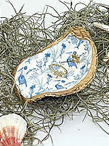 Side View Thumbnail - Neutral Chinoiserie Blue Heron Oyster Shell Ring Dish
