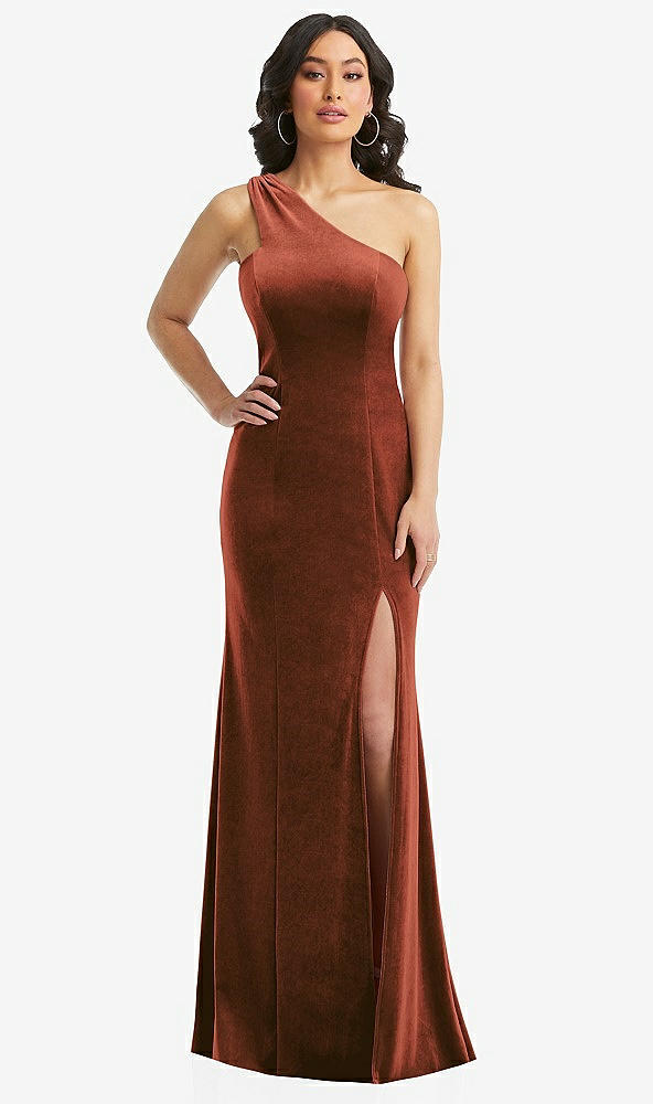 Front View - Auburn Moon One-Shoulder Velvet Trumpet Gown with Front Slit