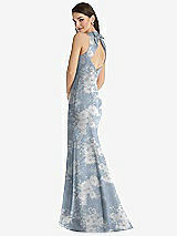 Rear View Thumbnail - Porcelain Blue Seraphina Floral Jewel Neck Bowed Open-Back Floral Trumpet Dress with Front Slit