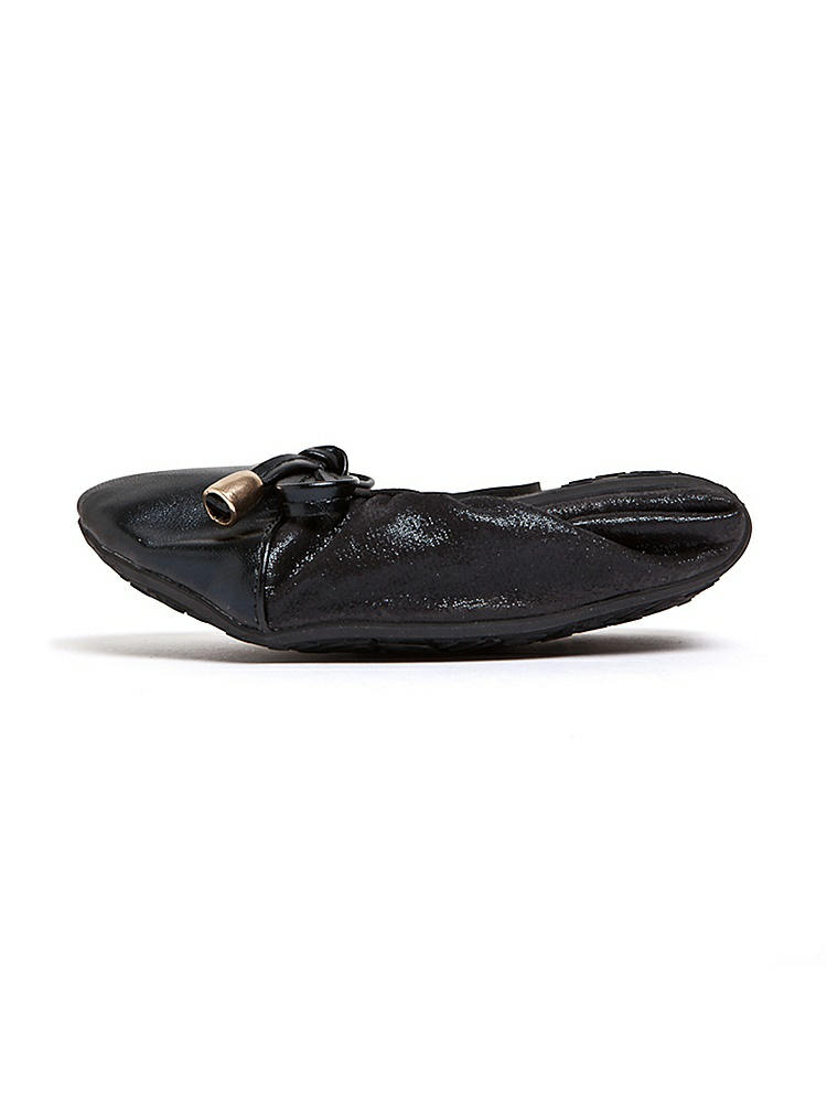 Back View - Black Talaria Premium Folding Flats