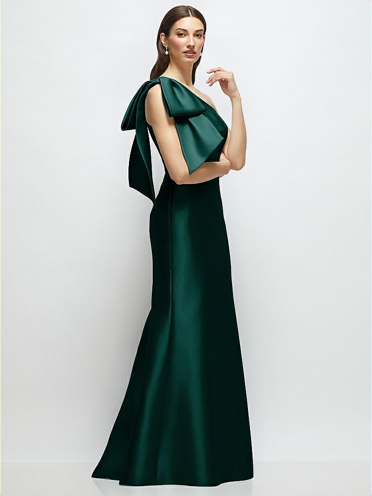 Oversized Bow One-shoulder Satin Column Maxi Bridesmaid
