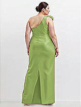 Alt View 2 Thumbnail - Mojito Oversized Flower One-Shoulder Satin Column Dress