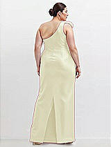 Alt View 2 Thumbnail - Butter Yellow Oversized Flower One-Shoulder Satin Column Dress