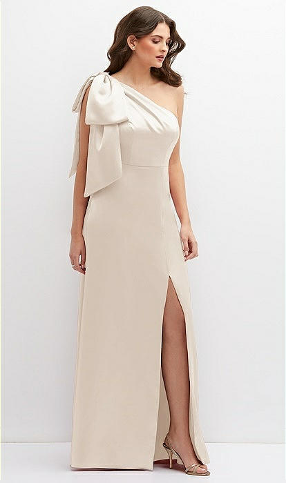 One-shoulder Satin Maxi Bridesmaid Dress With Chic Oversized One-shoulder Satin Maxi Bridesmaid Dress With Chic Oversized
