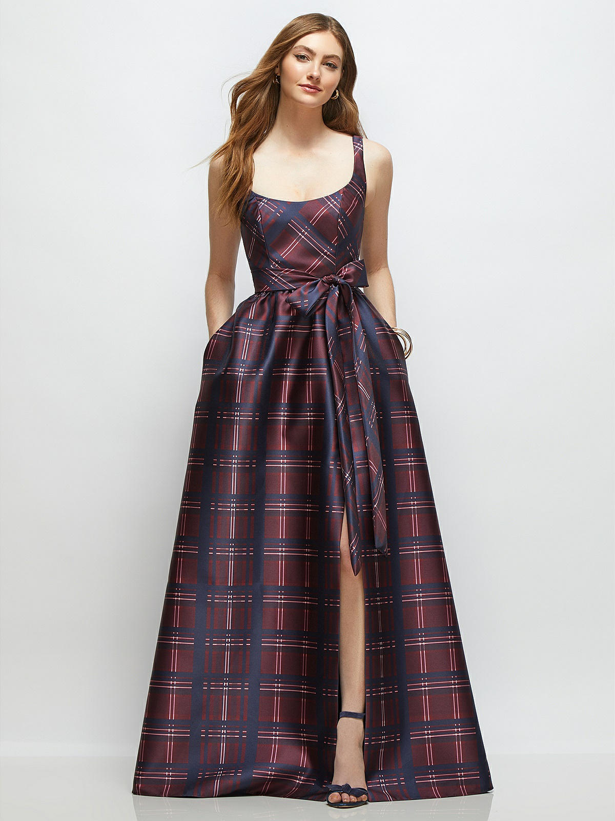 Scoop-neck Tank Bodice Alba Tartan Satin Maxi Bridesmaid Dress