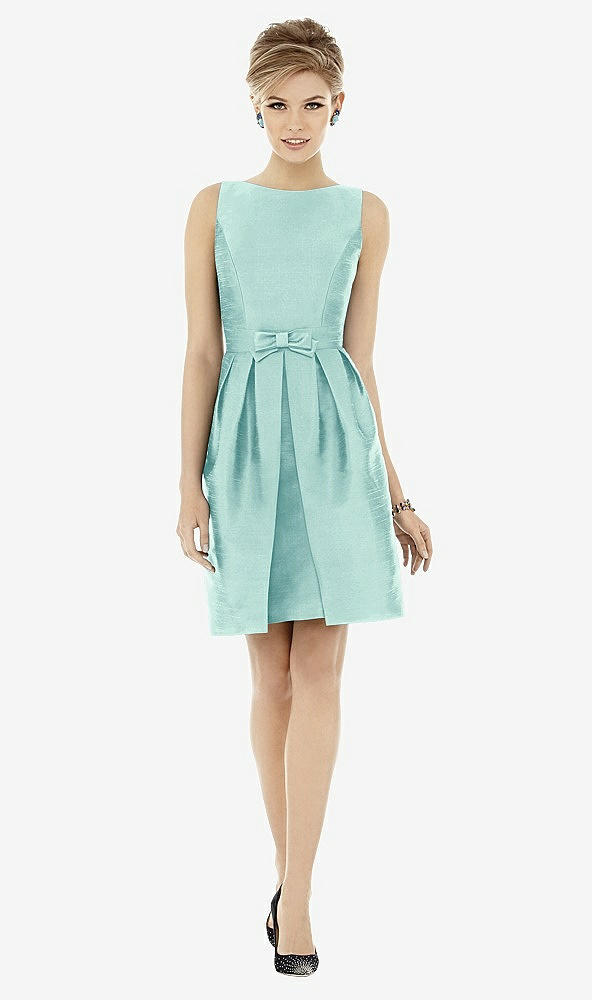 Front View - Seaside Alfred Sung Style D700