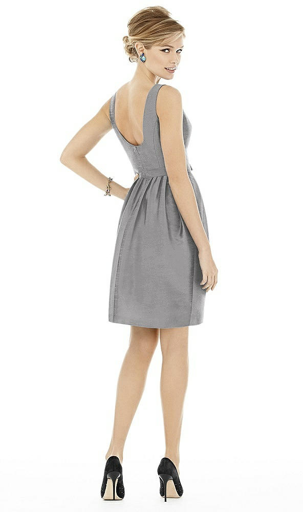 Back View - Quarry Alfred Sung Style D700