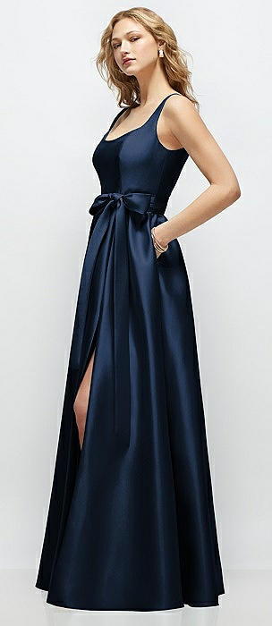 Scoop-Neck Tank Bodice Maxi Dress with Full Skirt