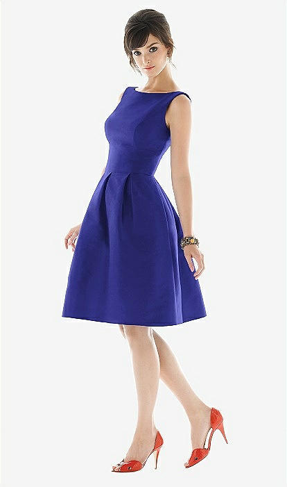 Alfred Sung Style D440 In Electric Blue | The Dessy Group